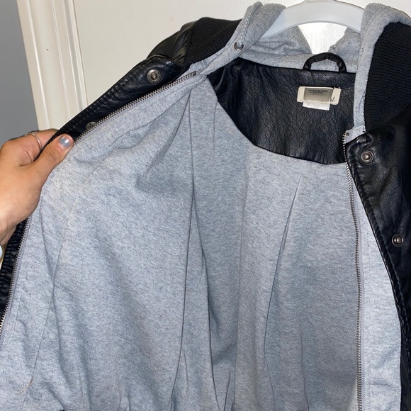 Leather/Sweatshirt Jacket - Picture 6 of 6